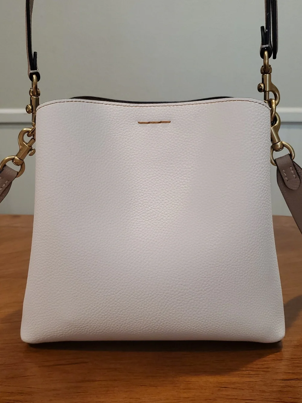 Coach Willow Bucket Bag - Picture 3 of 15